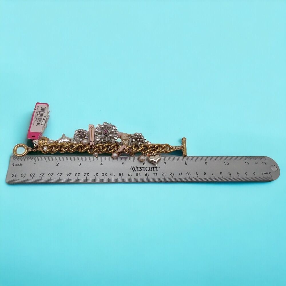 NEW Betsey Johnson Retro Glam Bunny Rabbit Skis Snowflake Gold Tone Bracelet - Picture 13 of 14